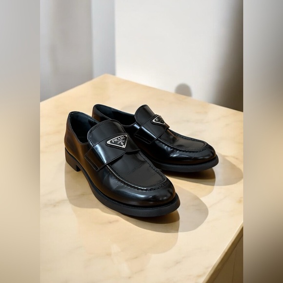 Original Prada Loafers 38 - Picture 5 of 5